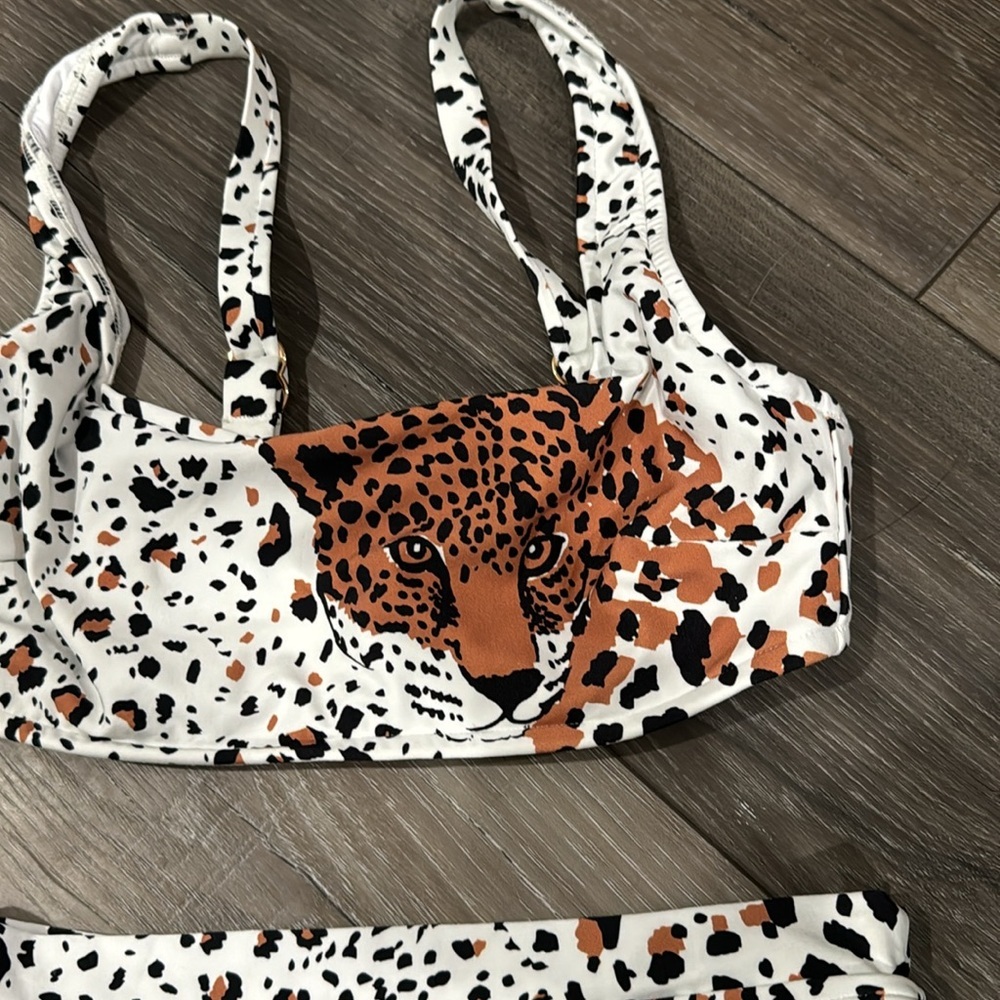 NWOT! Victoria Secret Animal Print Bikini Set - Picture 2 of 9